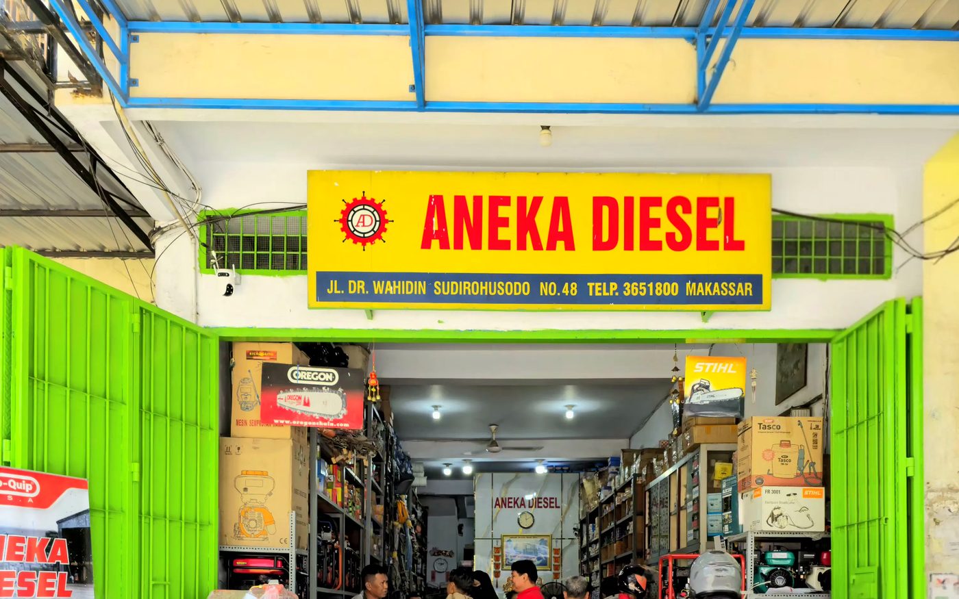 Toko Aneka Diesel di Jl. Dr. Wahidin Sudirohusodo No. 48, Makassar